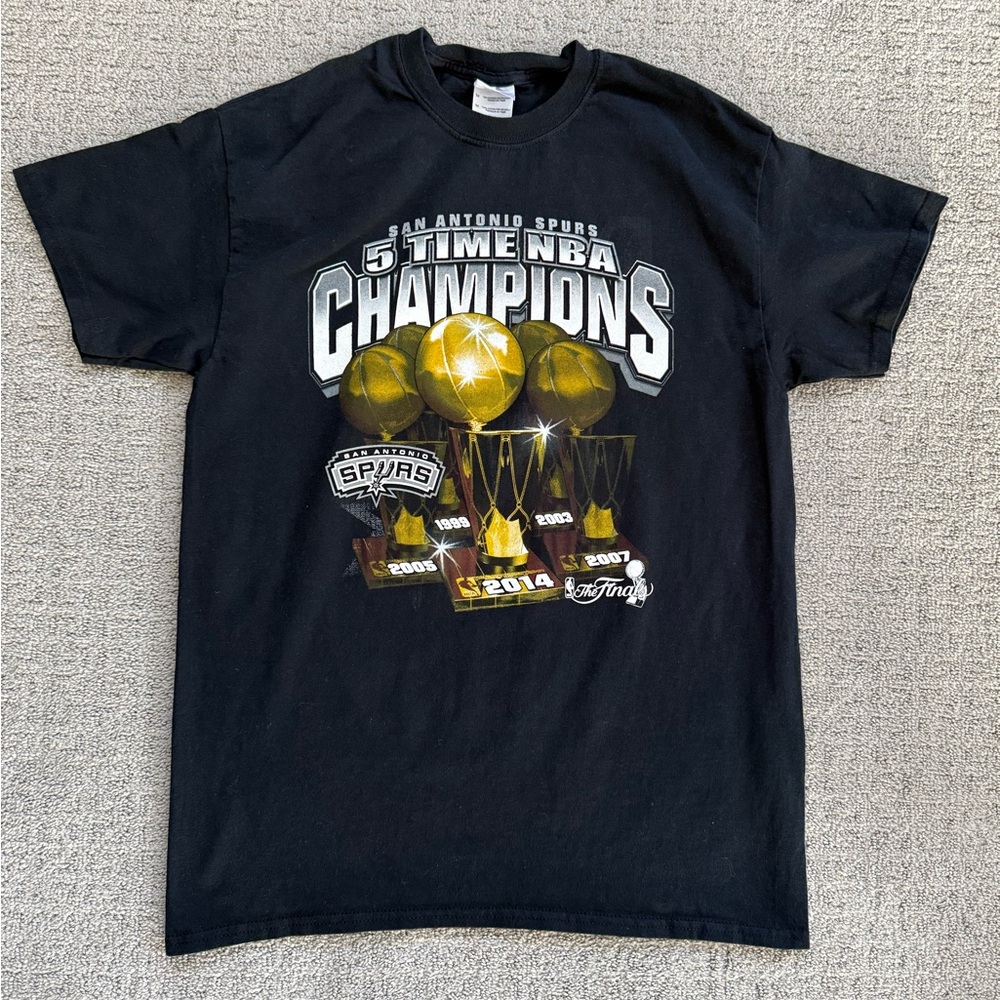 San Antonio Spurs 5 Time NBA Champions Black T Shirt - Mens Medium - NBA Graphic